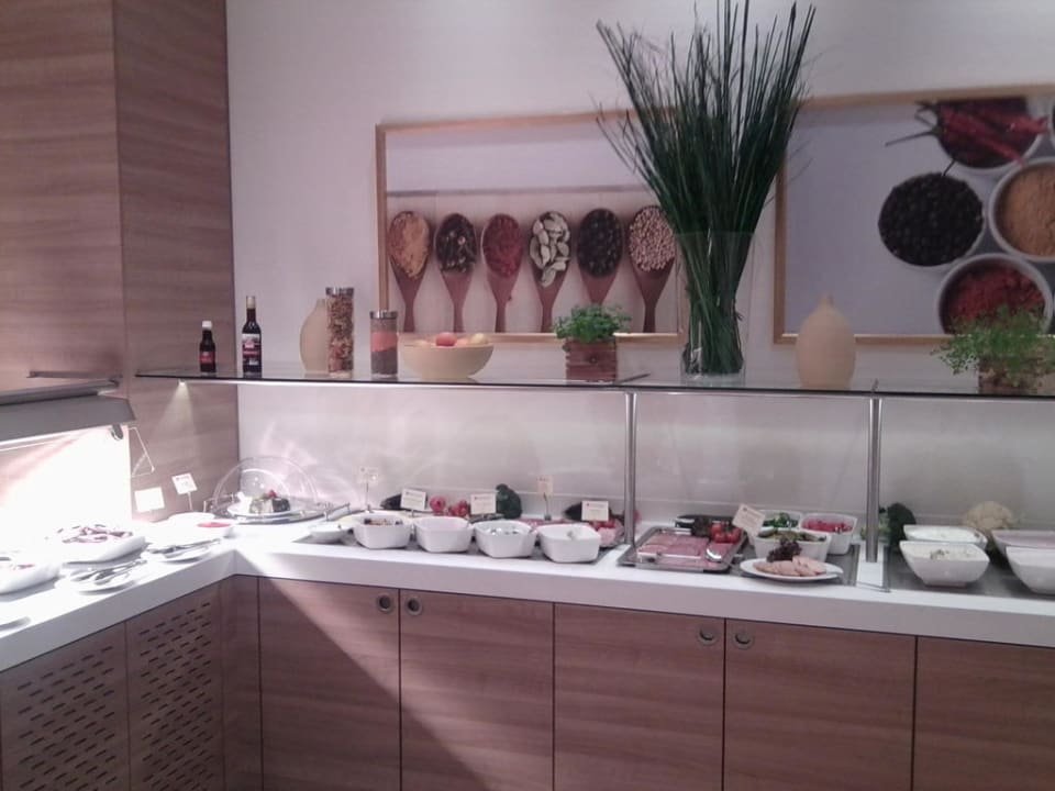 Frühstücksbuffet H4 Hotel Berlin Alexanderplatz