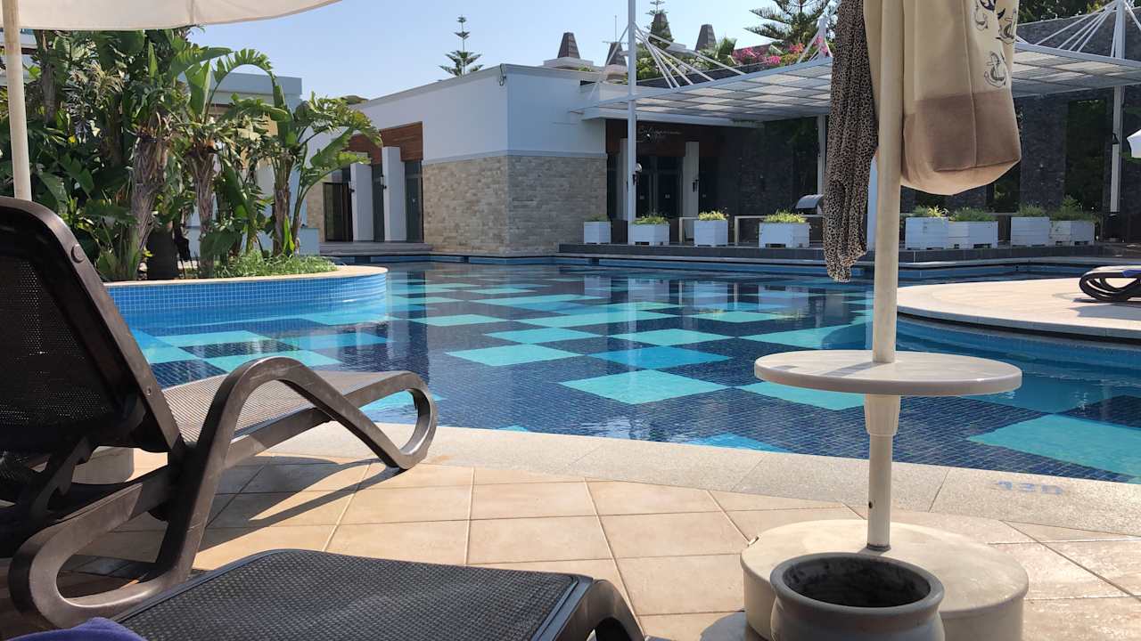 Pool Sherwood Blue Belek