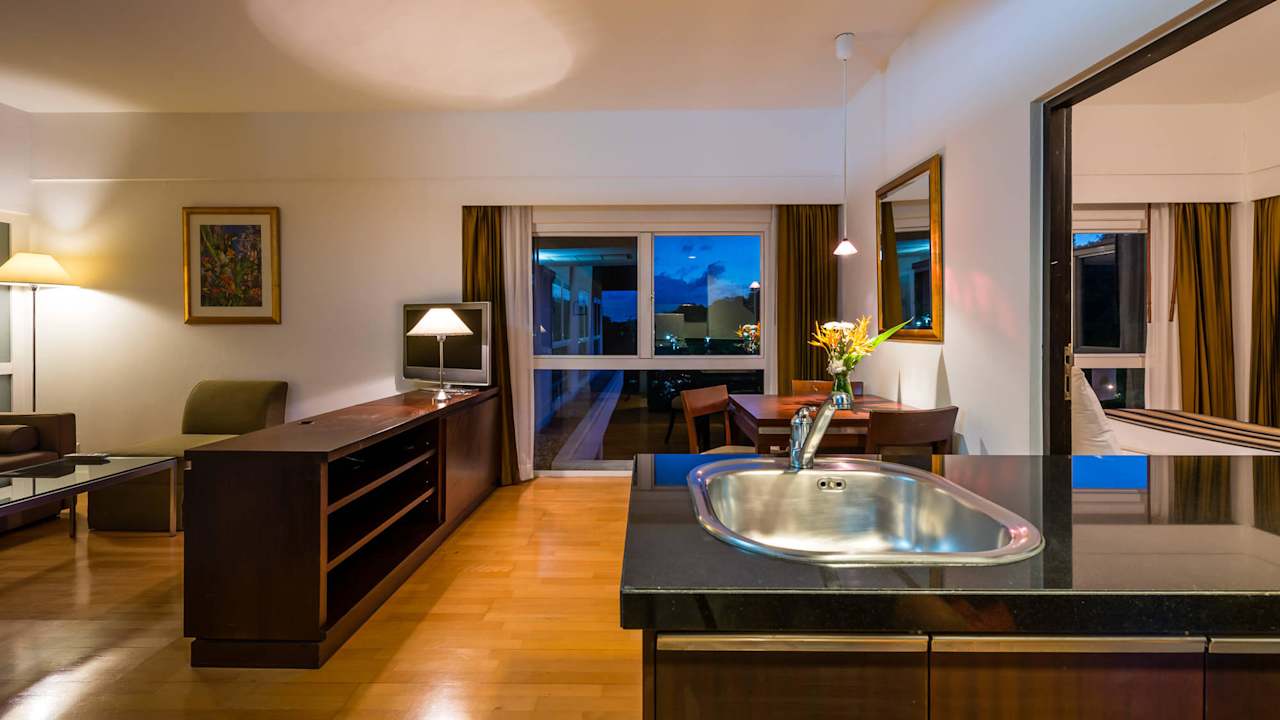 One Bedroom Suites RCG Suites Pattaya