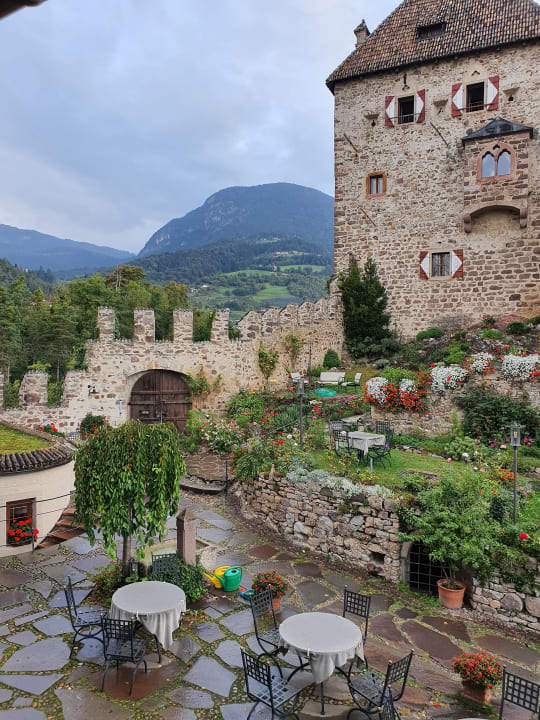Gartenanlage Hotel Schloss Wehrburg