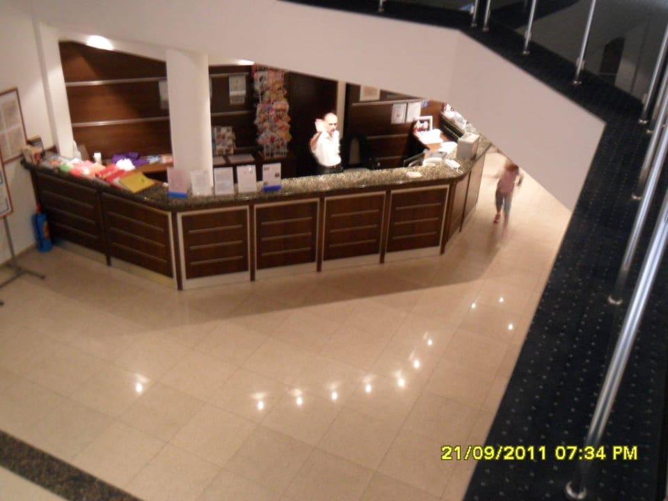 Rezeption Hotel Sineva Beach