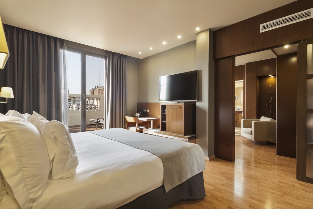 Zimmer Acta Atrium Palace