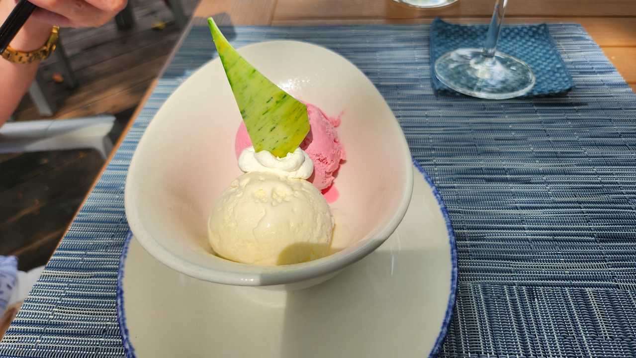 Gastro Meeru Maldives Resort Island