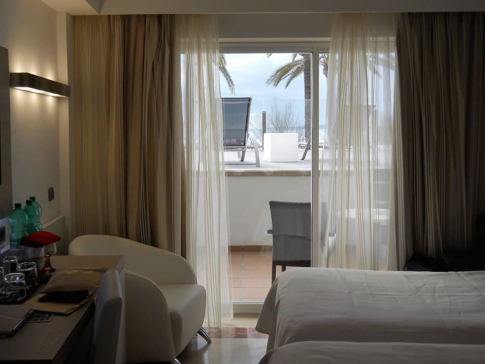 Nr. 109 - Ausblick auf Promenade und Meer Grupotel Acapulco Playa - Adults Only