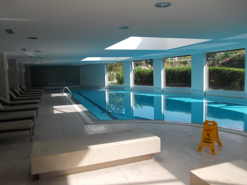 Indoor Pool TUI BLUE Xanthe