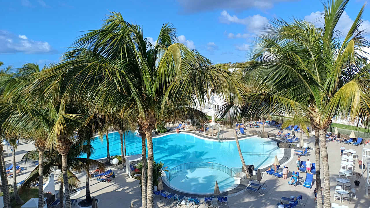 Pool Hipotels La Geria