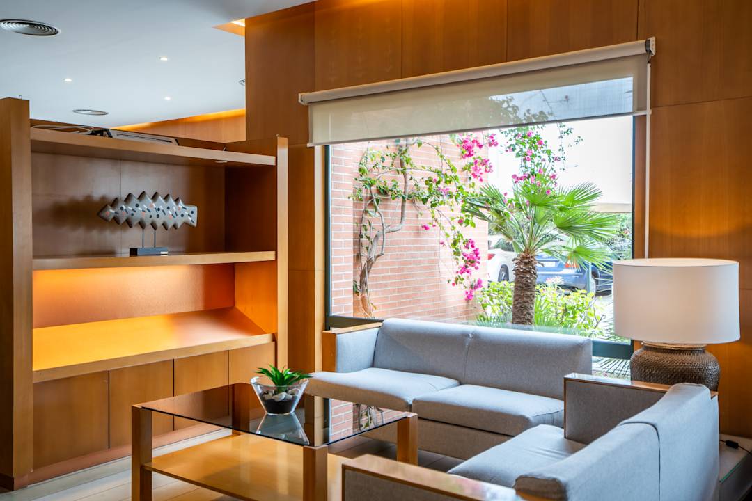 Lobby Hotel Posadas de España Malaga