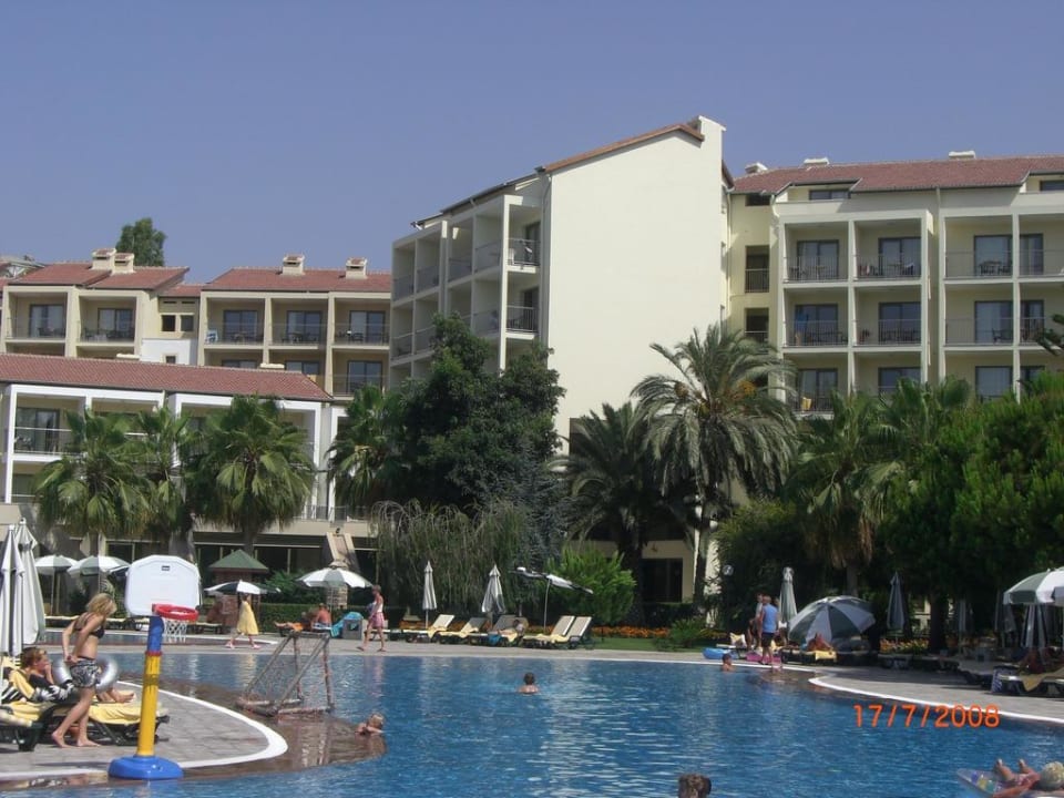 Außenansicht Arum Barut Collection