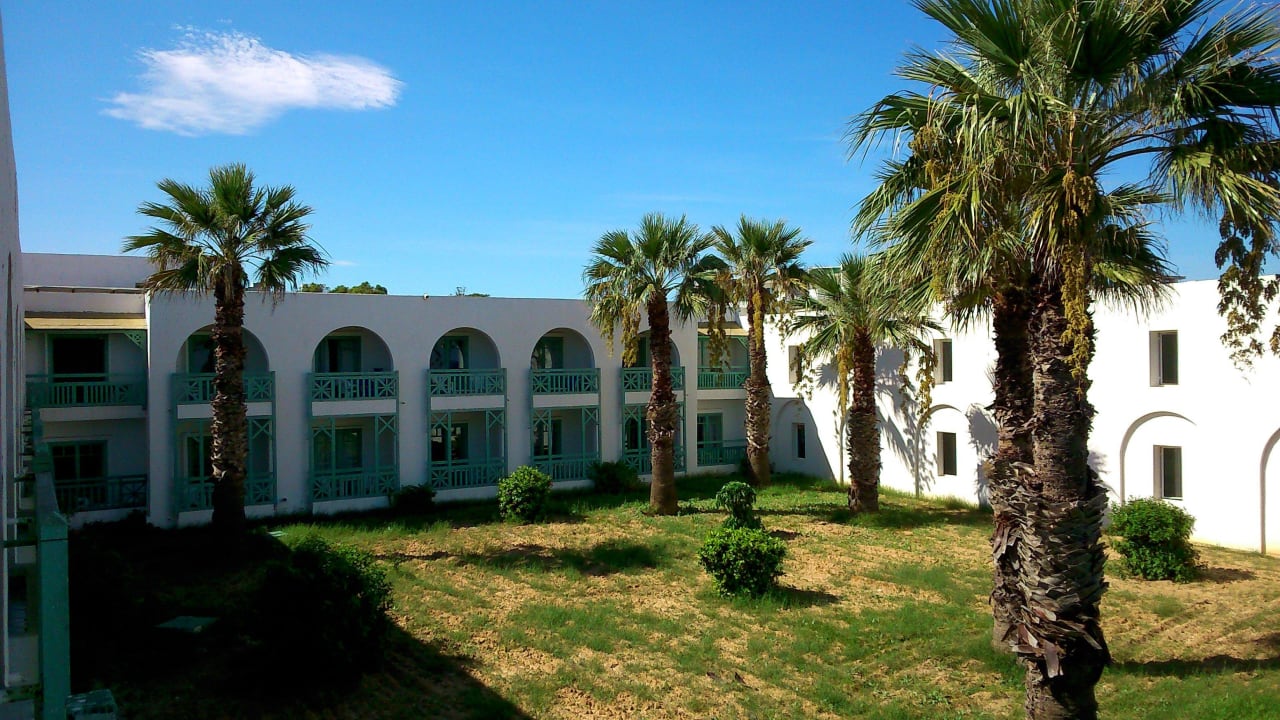 Balkonblick in die Anlage Hotel El Mouradi Cap Mahdia