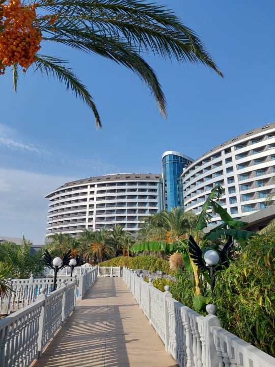 Außenansicht Royal Wings Hotel