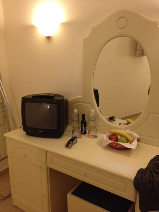 Etwas altmodische Einrichtung Hotel Kalithea Mare Palace