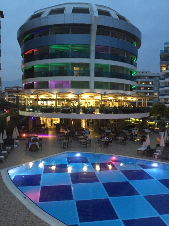 Außenansicht Sunprime C-Lounge