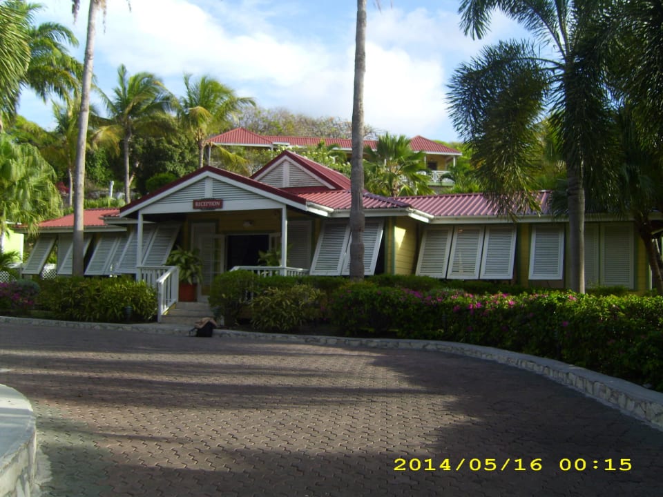 Komplett ohne Glasfenster Pineapple Beach Club