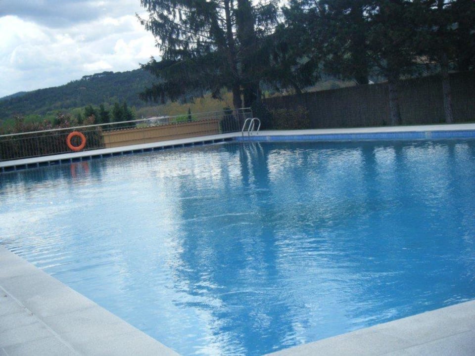 Una de las piscinas Hotel Apsis Mas Solà