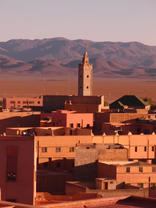 Boumalne im Sonnenuntergang Hotel Xaluca Dades