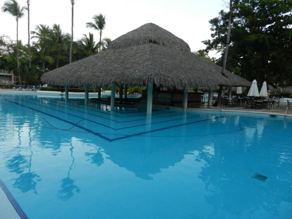 Einer der 4 Pools Grand Palladium Select Bávaro Resort & Spa