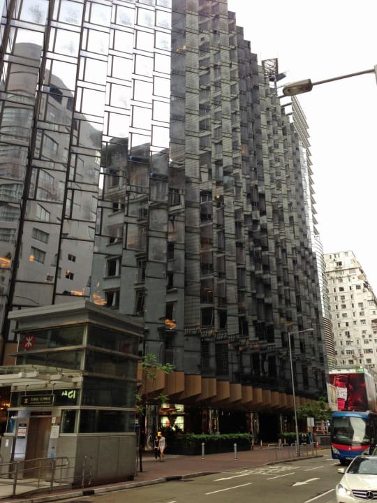 Aussenansicht des Hotels The Kowloon Hotel