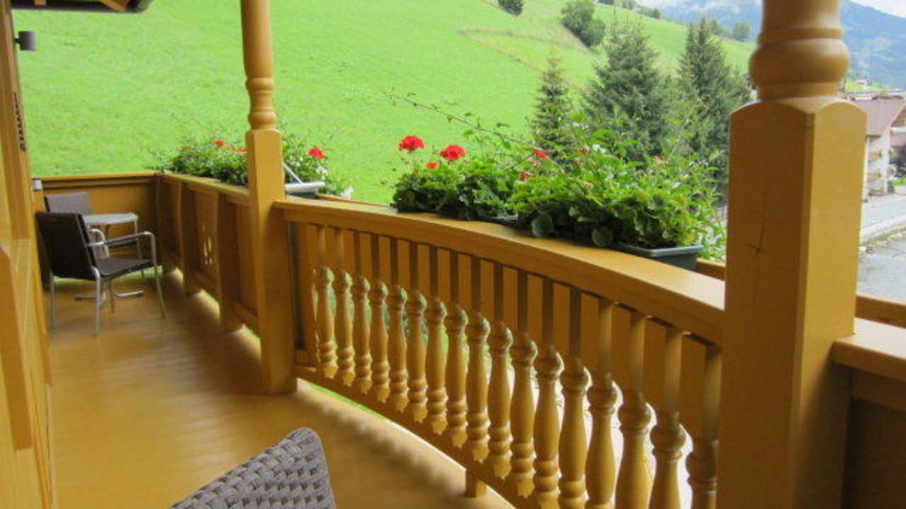 Balkon Alpenherz Hotel