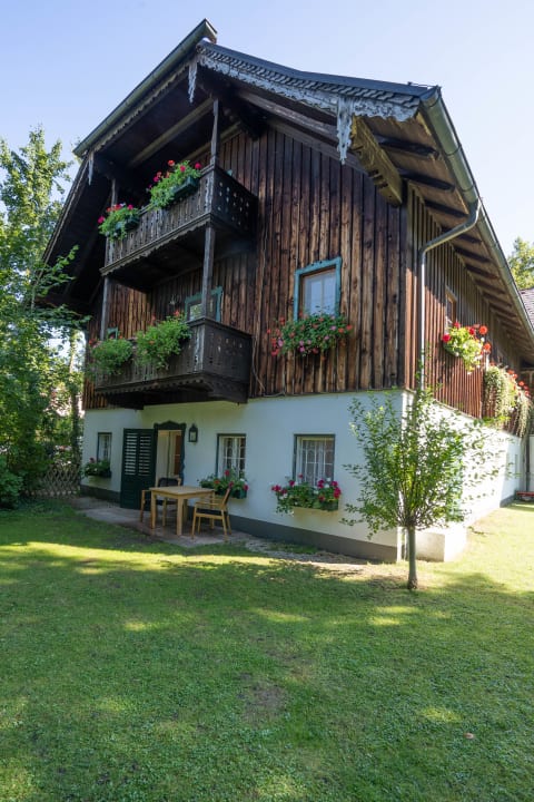 Gartenanlage Der Schlosswirt zu Anif - Biedermeierhotel & Restaurant