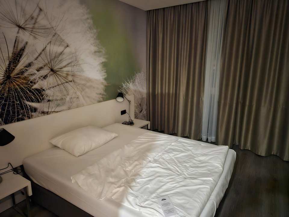 Zimmer Hotel Days Inn Dessau