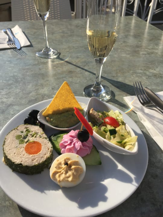 Gastro Hotel Bilyana Beach