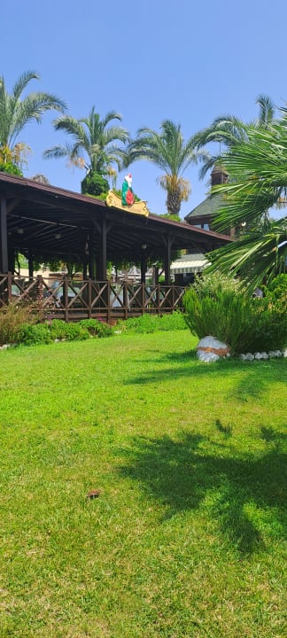 Gartenanlage Sunis Kumköy Beach Resort Hotel & Spa