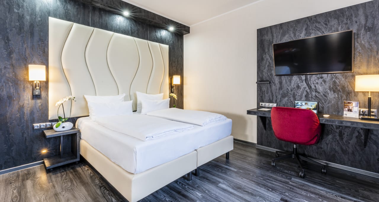 Zimmer PLAZA Premium Schwerin