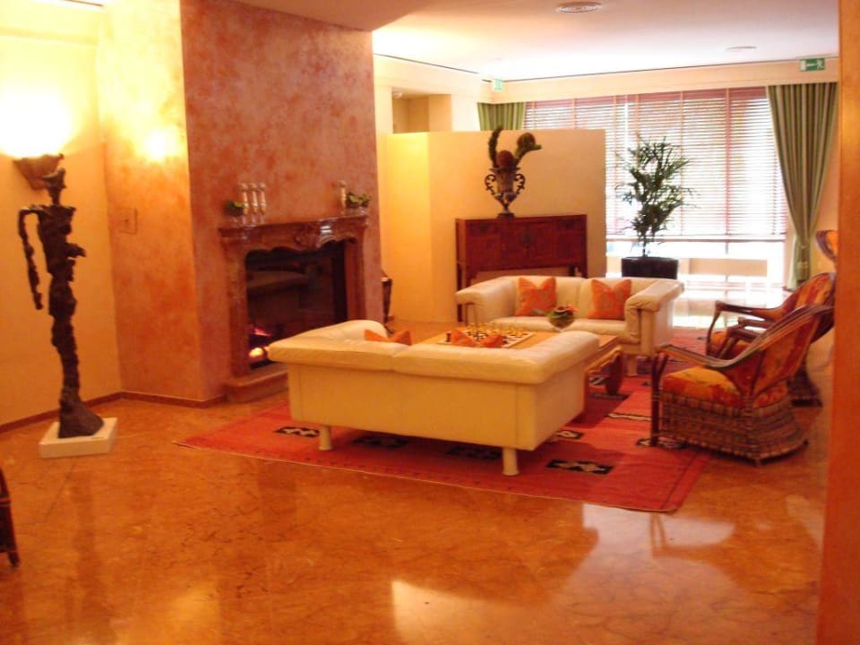 Gemütliche Kaminecke Hotel Eden Roc Ascona