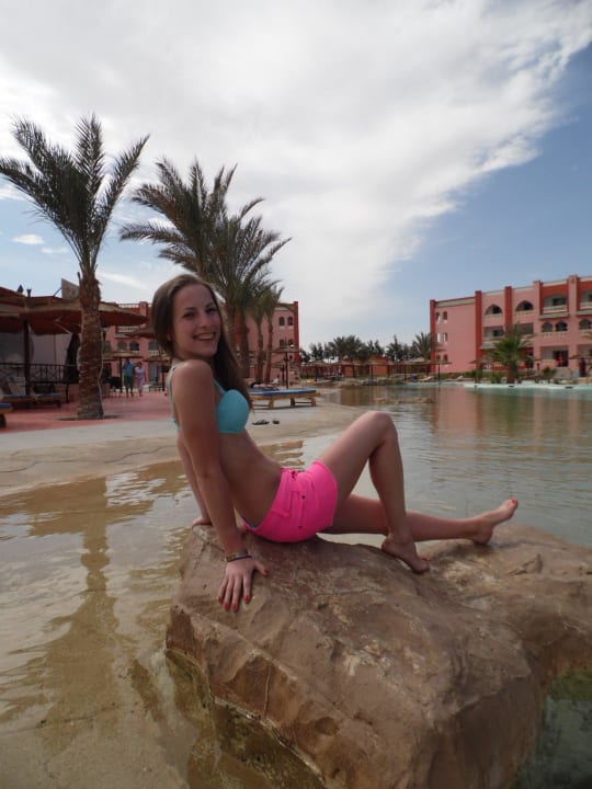 Фото у бассейна  Pickalbatros Aqua Vista Resort - Hurghada