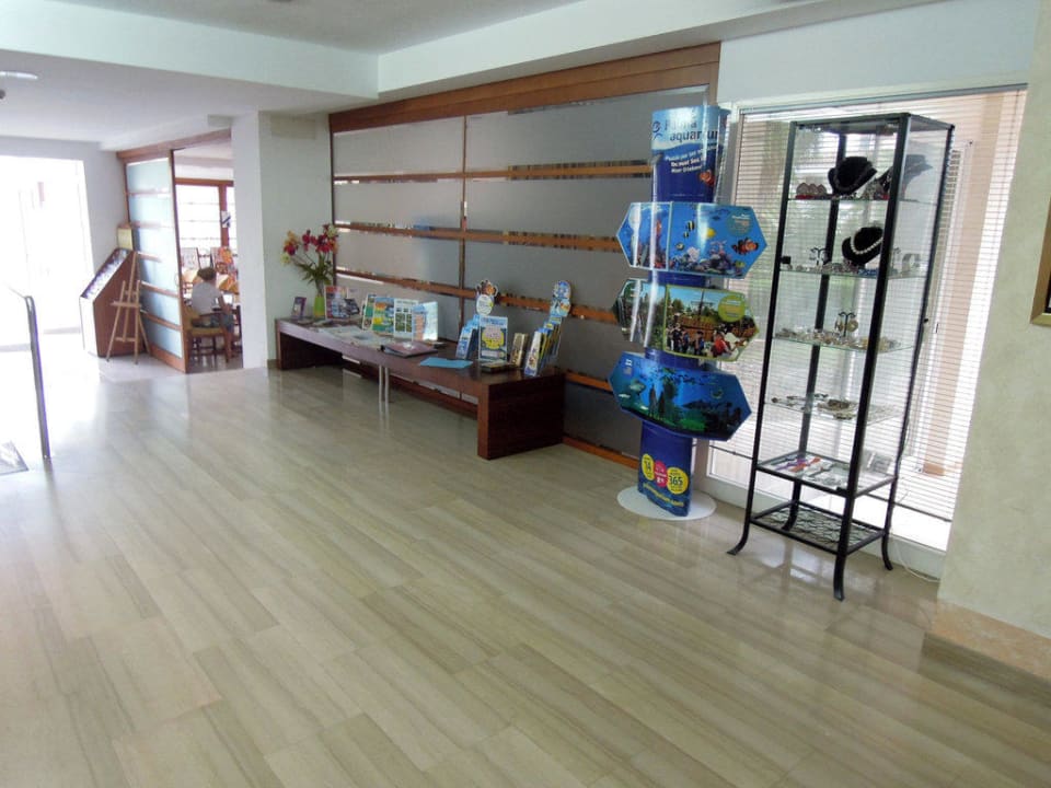 Im Foyer Globales Cala Bona