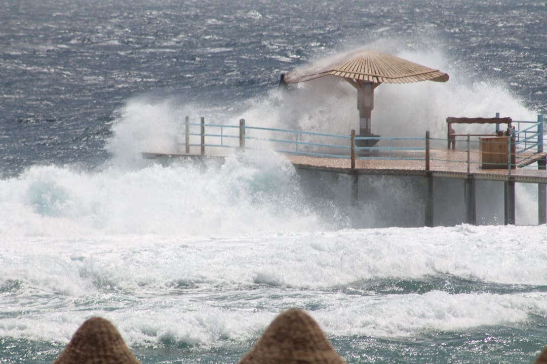 Schlechtes wetter Three Corners Happy Life Beach Resort