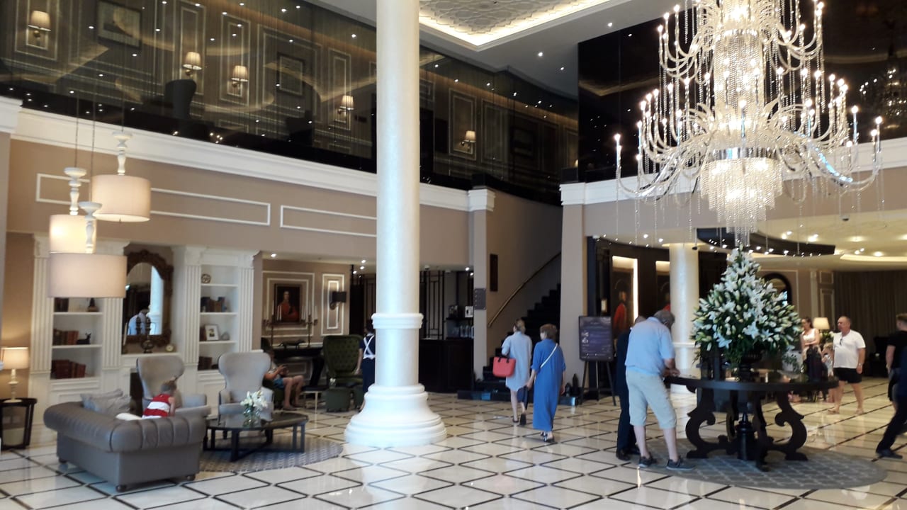 Lobby Dukes The Palm Dubai Hotel