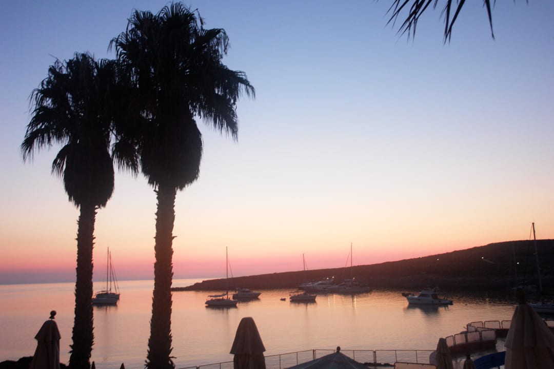 Sonnenaufgang vom Balkon Comino Hotel & Bungalows