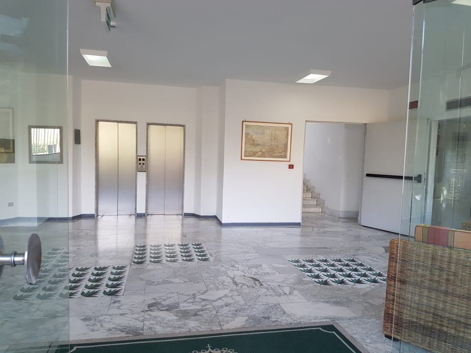 Lobby Hotel La Residenza