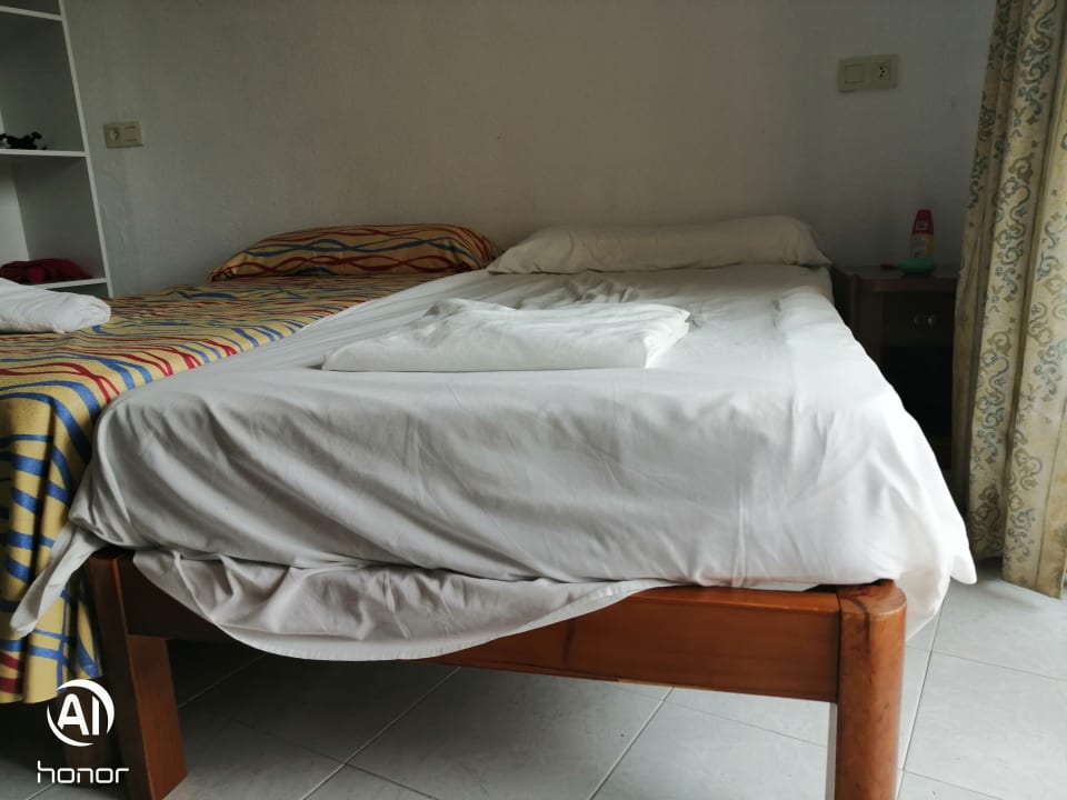 Zimmer Hostel Alcina