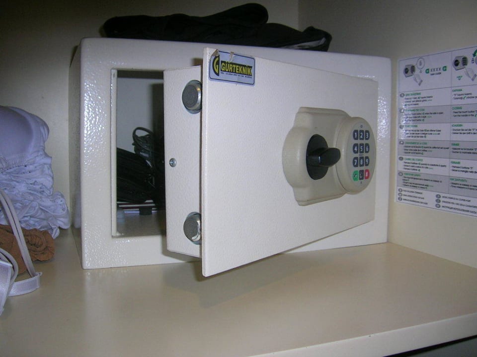 Safe Hane Family Resort