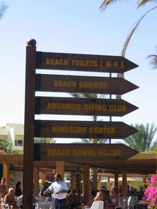 Wegweiser Palm Beach Resort