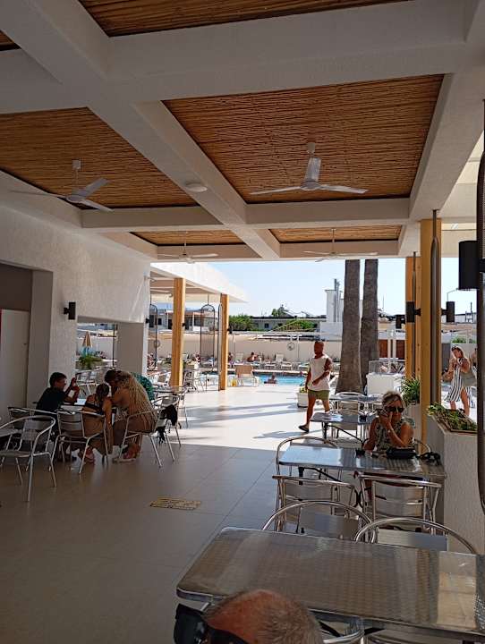 Gastro Petunya Beach Resort