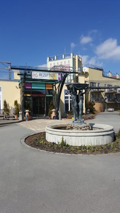 Außenansicht Spirit & SPA Hotel Birkenhof am Elfenhain