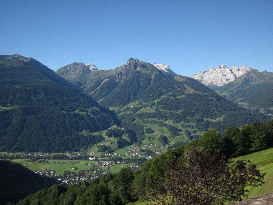 Ausblick von der Terrasse Hotel Fernblick Montafon