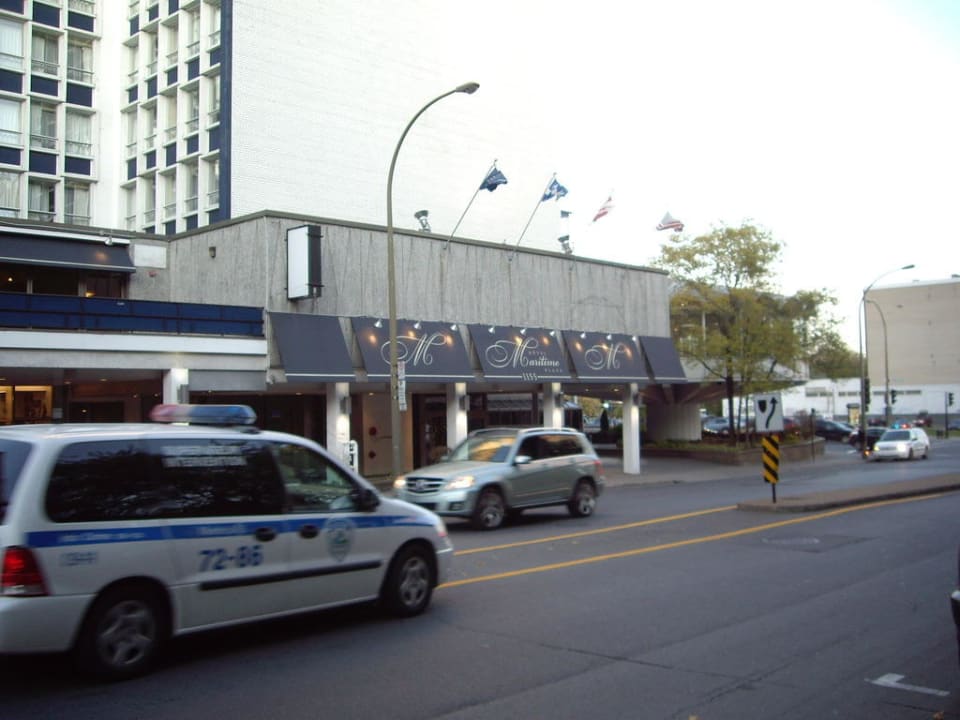 Vorderfront Hotel Maritime Plaza