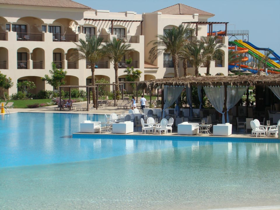 Poolbar La Perla JAZ Aquamarine Resort
