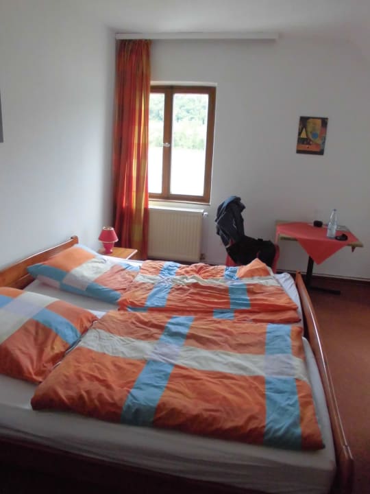 Zimmer Hotel Rheinecker Hof