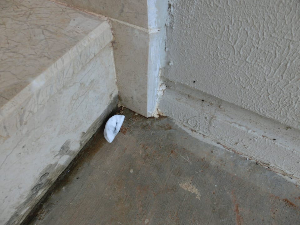 Das Wattepad lag dort mehrere Tage  Aquasis De Luxe Resort & Spa