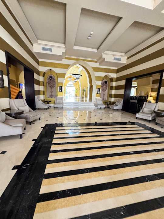 Lobby Jaz Lamaya Resort