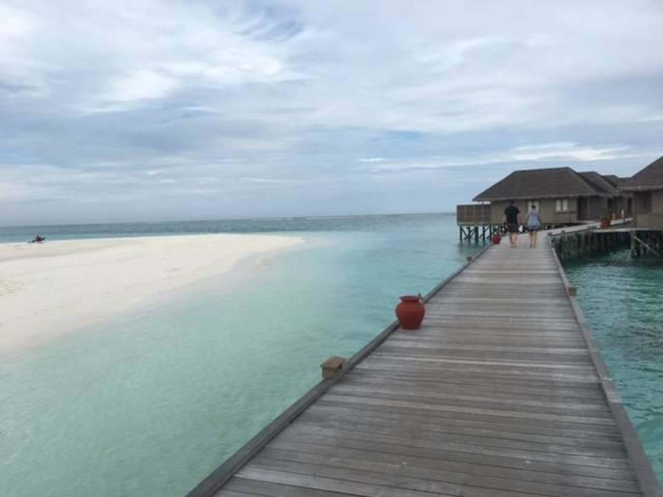 Pomost Meeru Maldives Resort Island