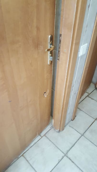 WC defekt Grecotel LUXME Kos