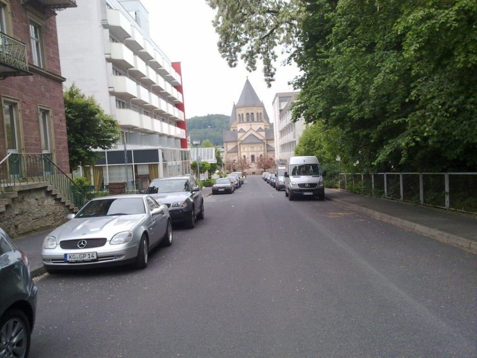 Eingang Hotel andere Seite Hotel Frankenland