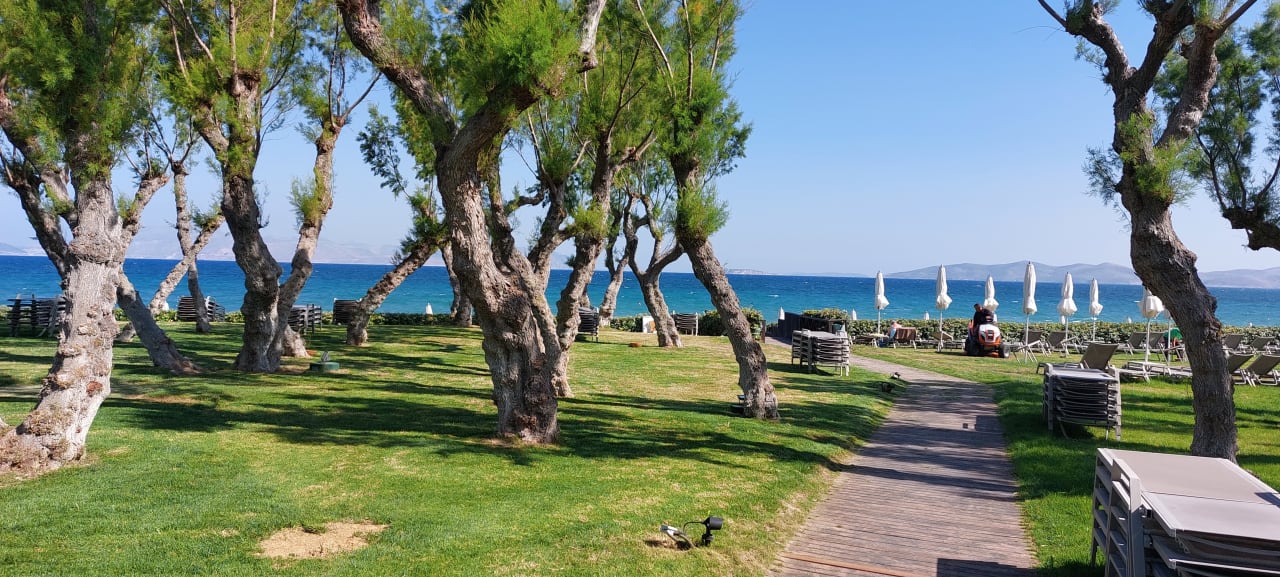 Gartenanlage Neptune Luxury Resort