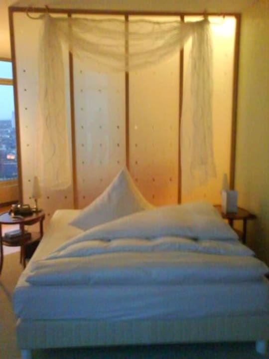 Schlafbereich INNSIDE by Meliá Frankfurt Eurotheum